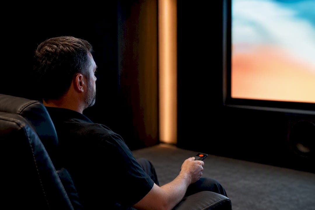 AV installers: Hit the ±40 ms audio lip sync target per input