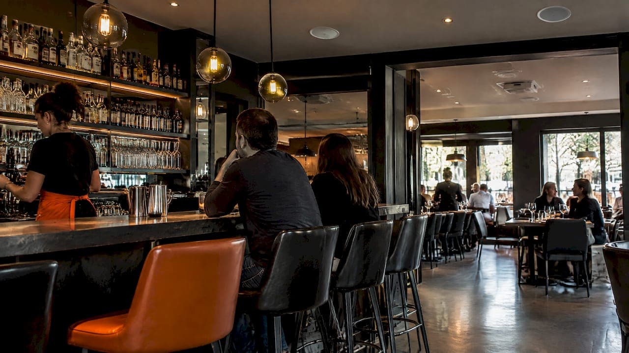 Restaurant Audio Zoning: Two Zones Usually Work for Restaurant Owners